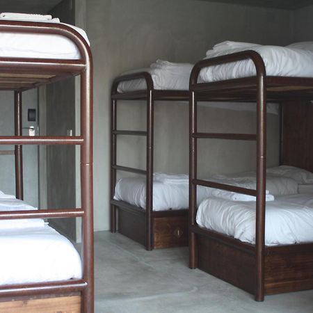 Santarém N1 Hostel Apartments And Suites חדר תמונה
