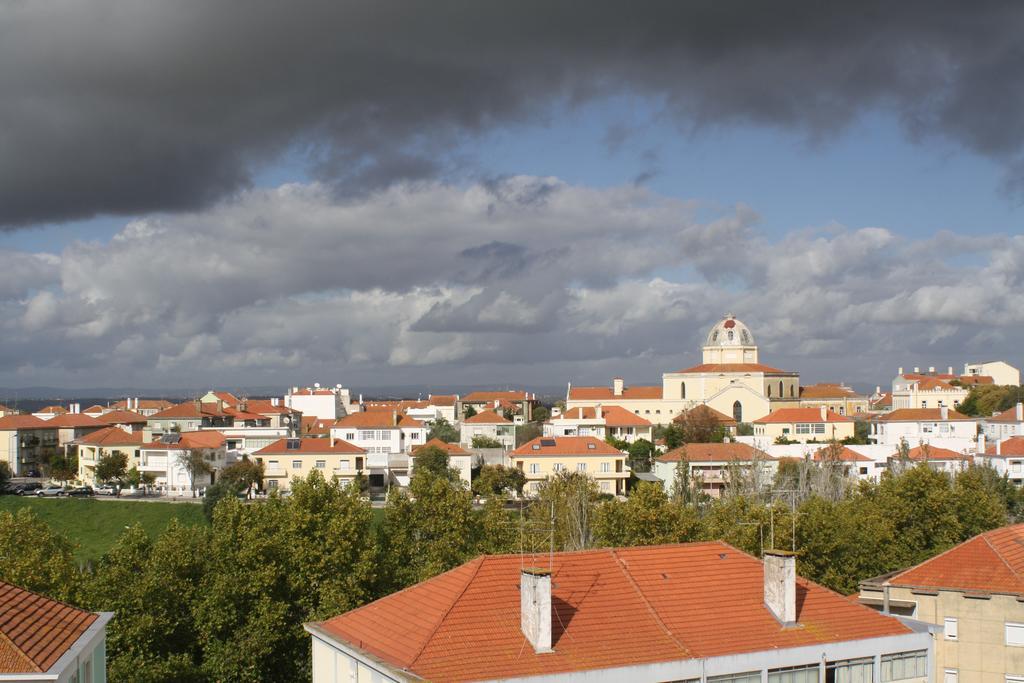 Santarém N1 Hostel Apartments And Suites מראה חיצוני תמונה