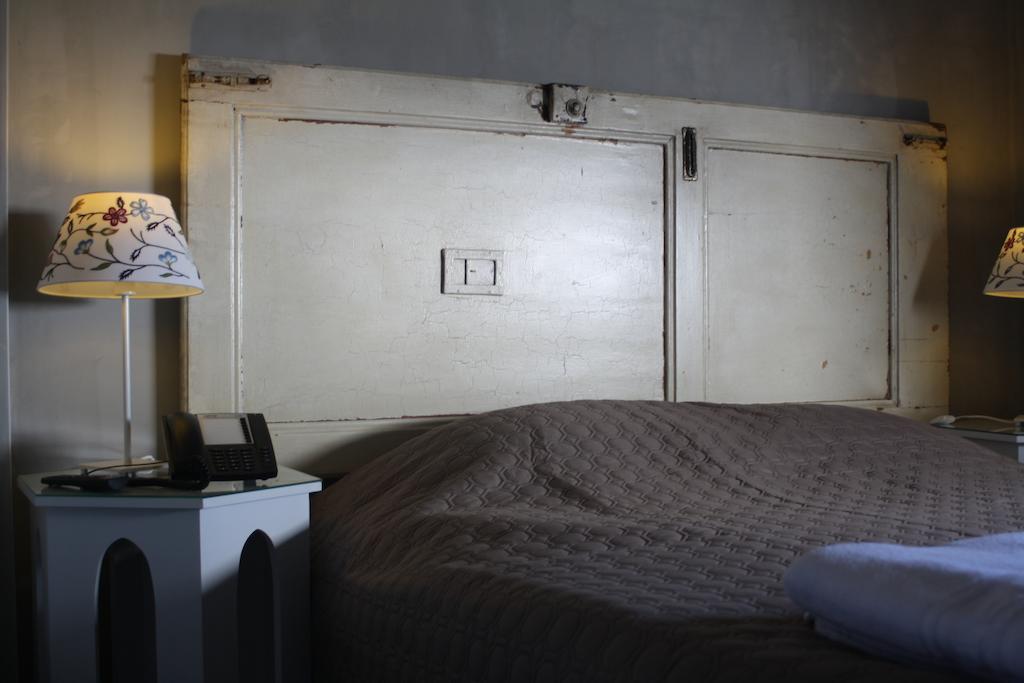 Santarém N1 Hostel Apartments And Suites חדר תמונה