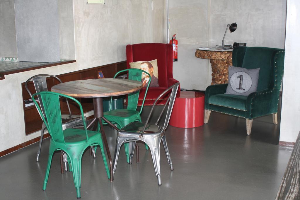 Santarém N1 Hostel Apartments And Suites מראה חיצוני תמונה