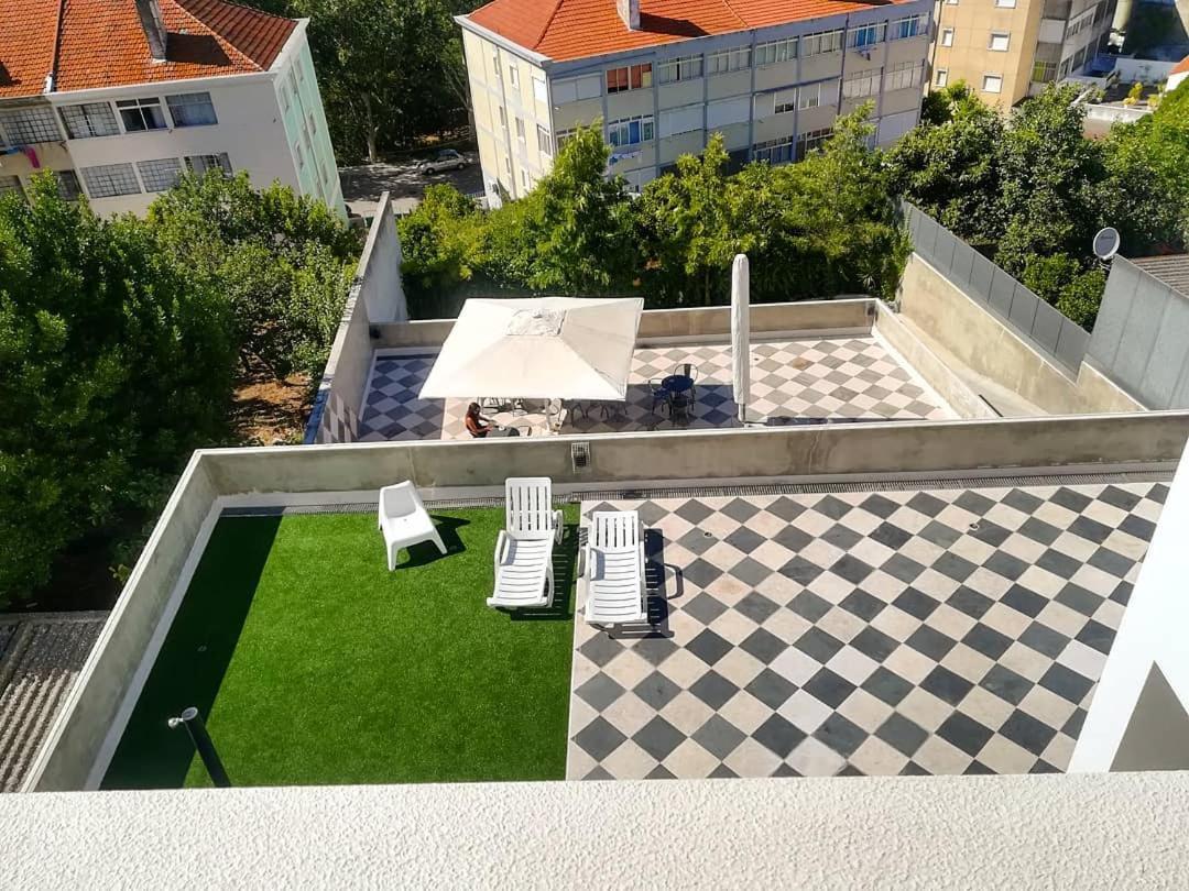 Santarém N1 Hostel Apartments And Suites מראה חיצוני תמונה