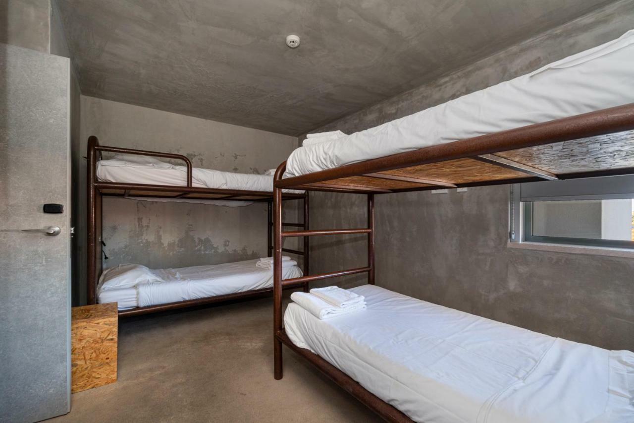 Santarém N1 Hostel Apartments And Suites מראה חיצוני תמונה